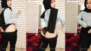 Bokep ts nanda blackhijab remas2 susu