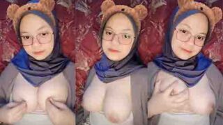 Bokep Fitri Ukhti Jilbab Pap Toket Bulat